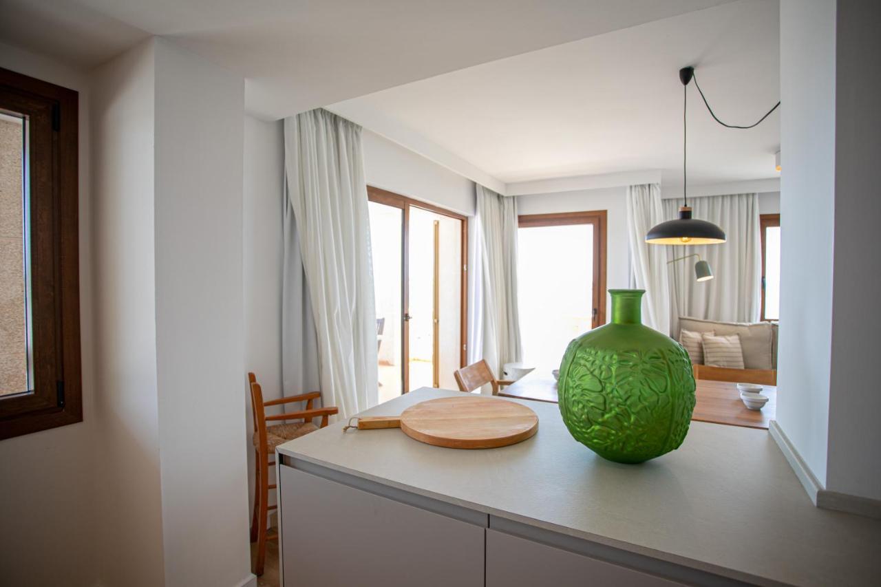 Beachfront Holiday Apartment Lotja 7 - Grupo Berna Colonia de Sant Jordi Exterior photo